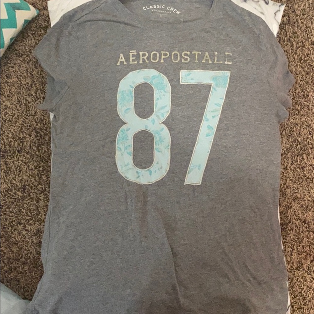 Aeropostle t-shirt